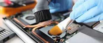 Manutenção técnica em equipamentos de TI